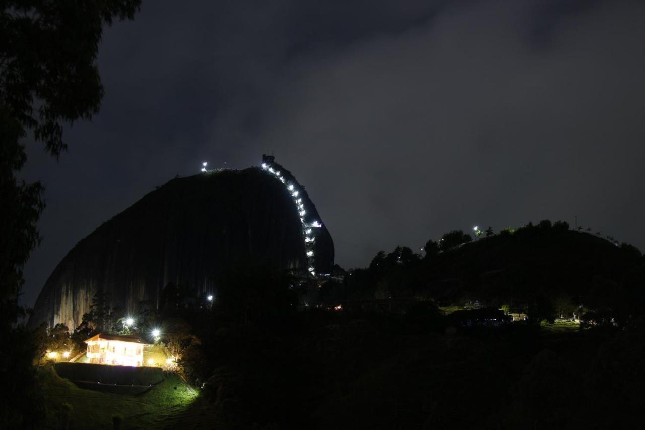 Ecolodge Bahia Del Penon กัวตาเป ภายนอก รูปภาพ