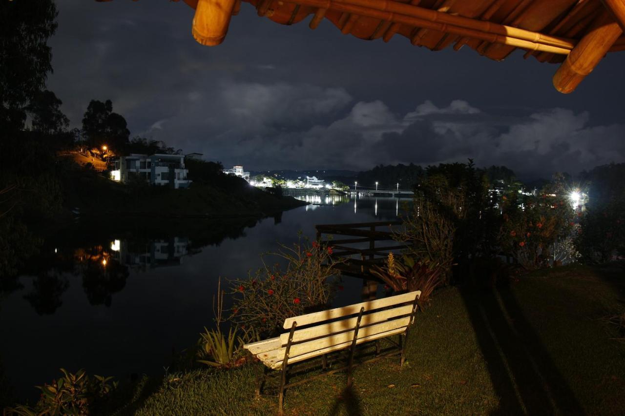 Ecolodge Bahia Del Penon กัวตาเป ภายนอก รูปภาพ