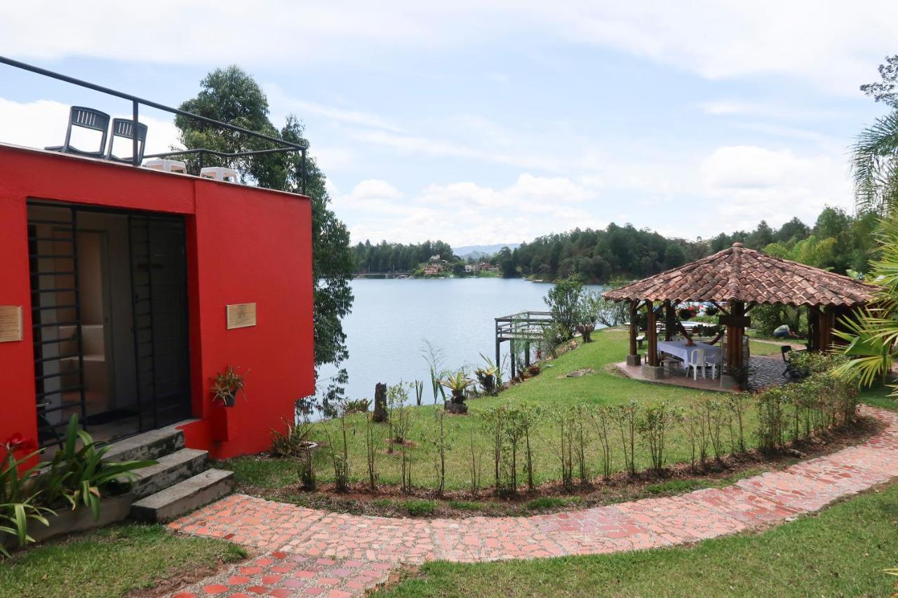 Ecolodge Bahia Del Penon กัวตาเป ภายนอก รูปภาพ
