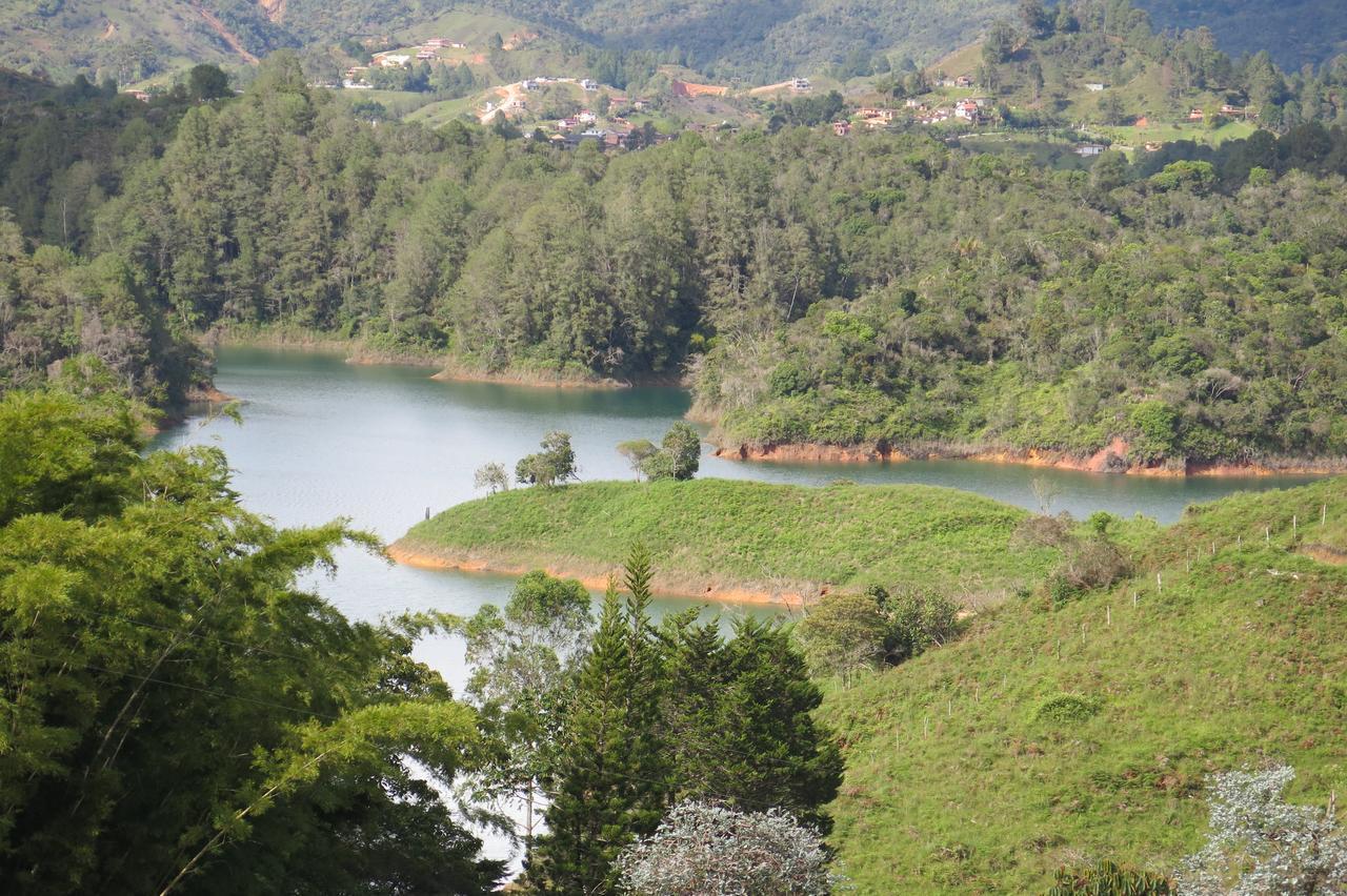Ecolodge Bahia Del Penon กัวตาเป ภายนอก รูปภาพ