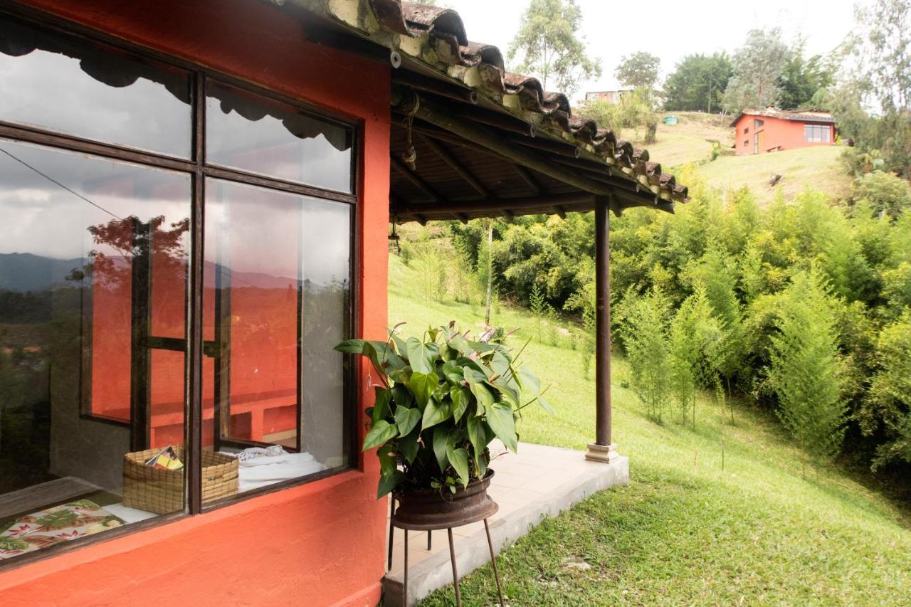 Ecolodge Bahia Del Penon กัวตาเป ภายนอก รูปภาพ